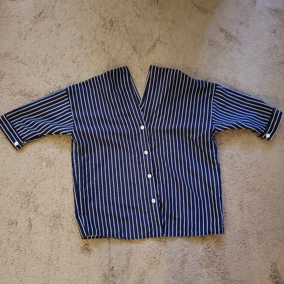 V neck navy strip shirt - Picture 1 of 3